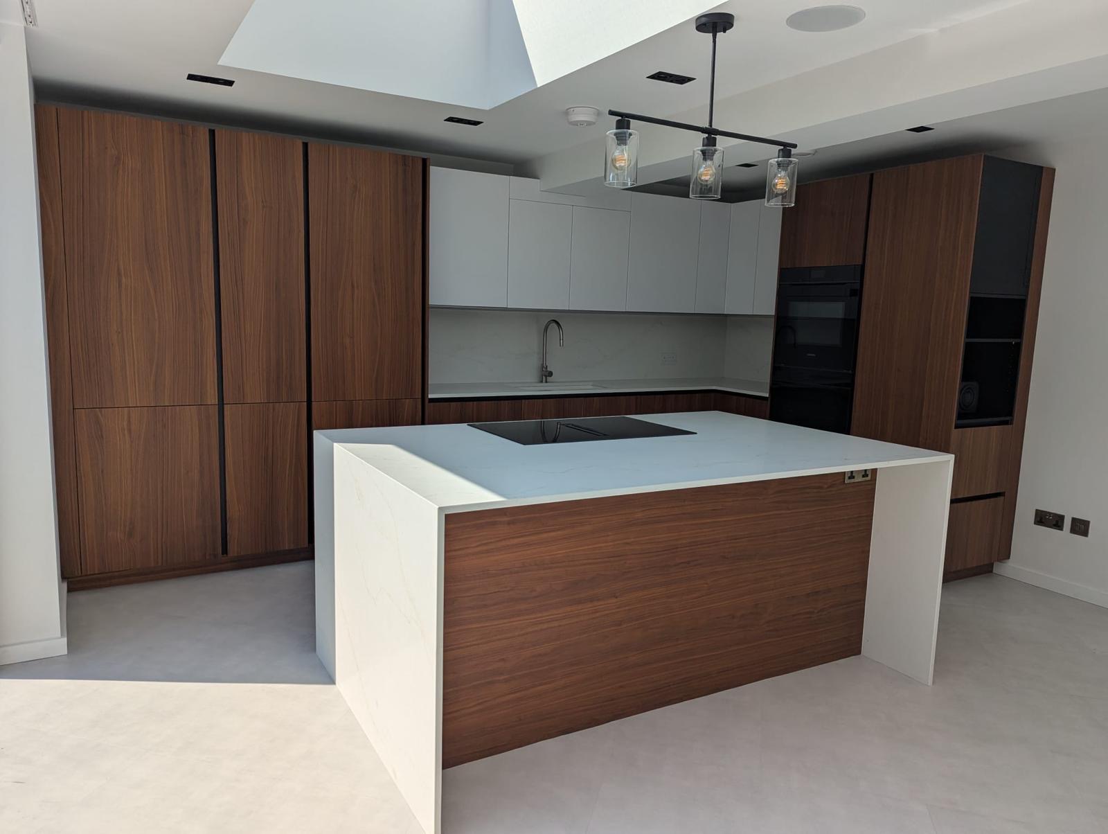 Quartz worktop in a modern kitchen